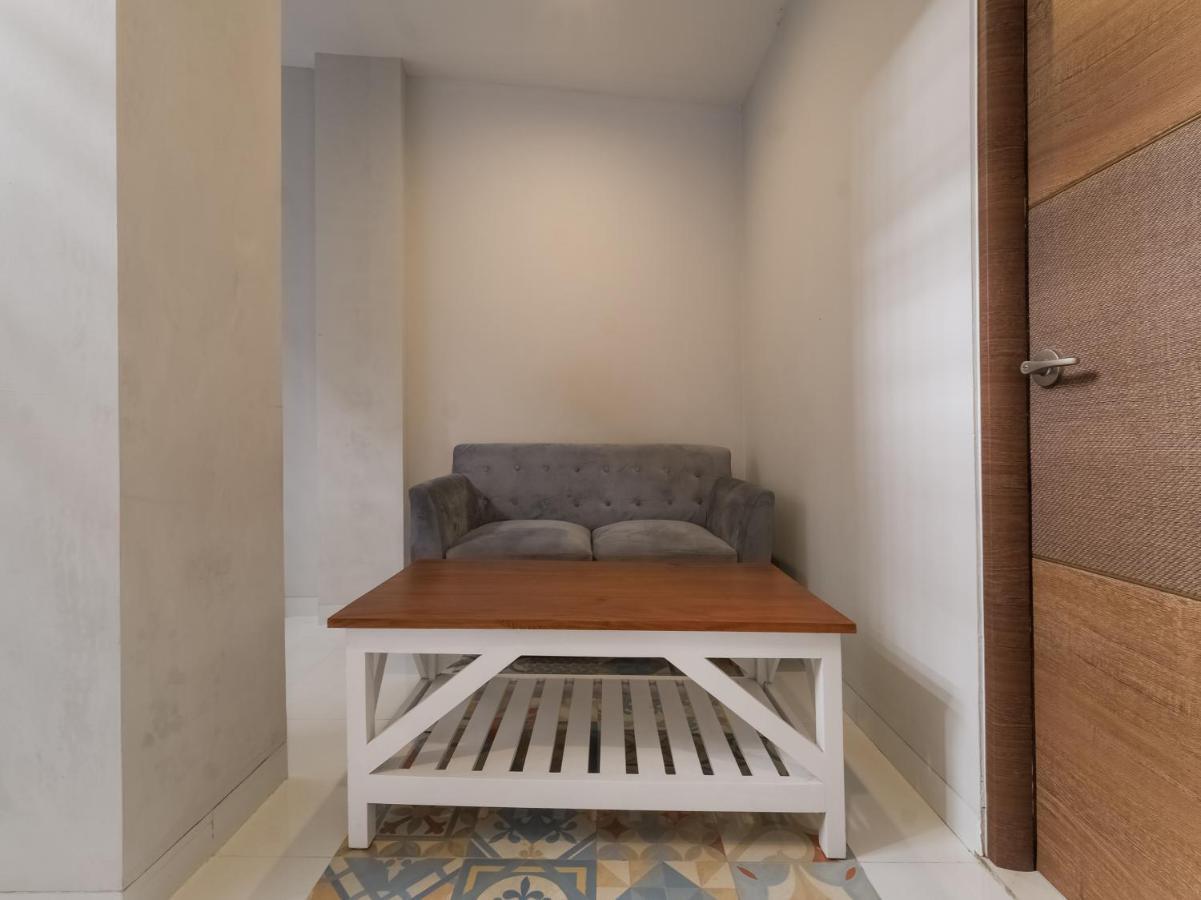 Super Oyo Collection O 90023 Damar Kusumo Guest House Maguwo Exteriör bild